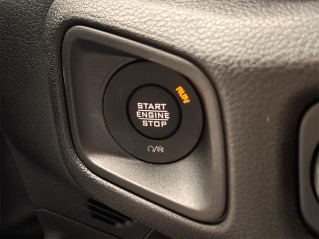 new 2025 Jeep Wrangler car