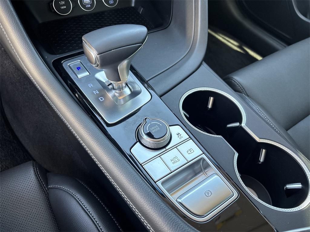 used 2025 Genesis G70 car, priced at $33,651