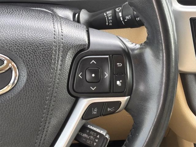 used 2018 Toyota Highlander car, priced at $23,992