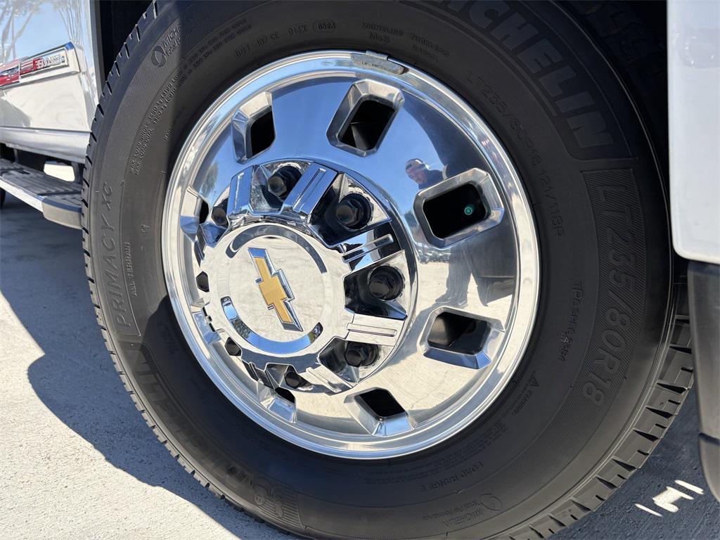 used 2024 Chevrolet Silverado 3500 car, priced at $68,992