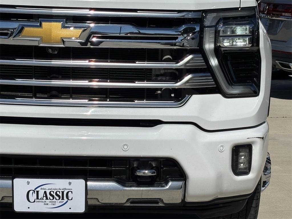 used 2024 Chevrolet Silverado 3500 car, priced at $68,992