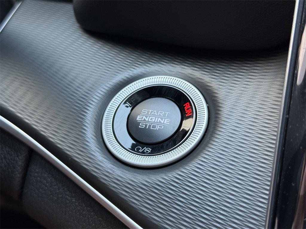 new 2025 Jeep Grand Cherokee L car, priced at $45,225