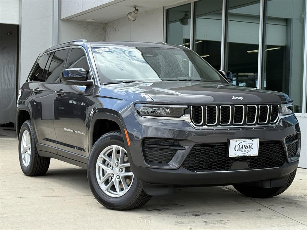 new 2025 Jeep Grand Cherokee car, priced at $38,125