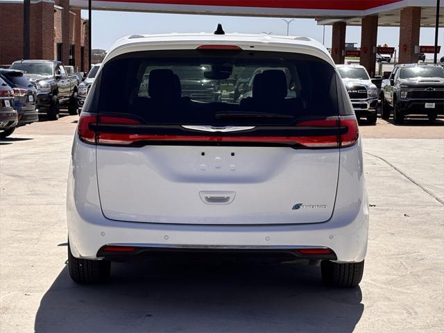used 2024 Chrysler Pacifica Hybrid car, priced at $35,275