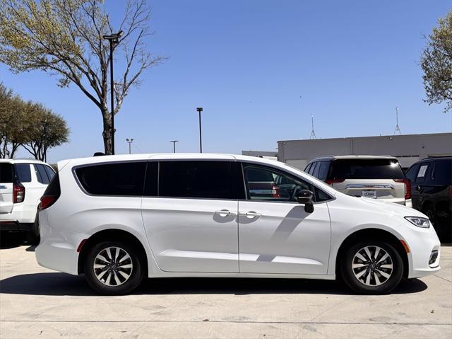 used 2024 Chrysler Pacifica Hybrid car, priced at $35,275
