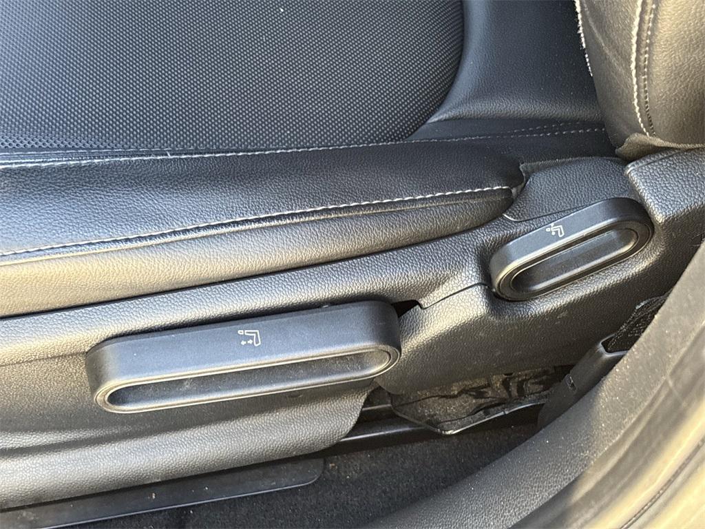 used 2016 MINI Clubman car, priced at $9,991