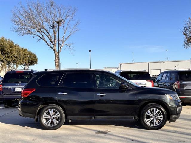 used 2020 Nissan Pathfinder car, priced at $17,992