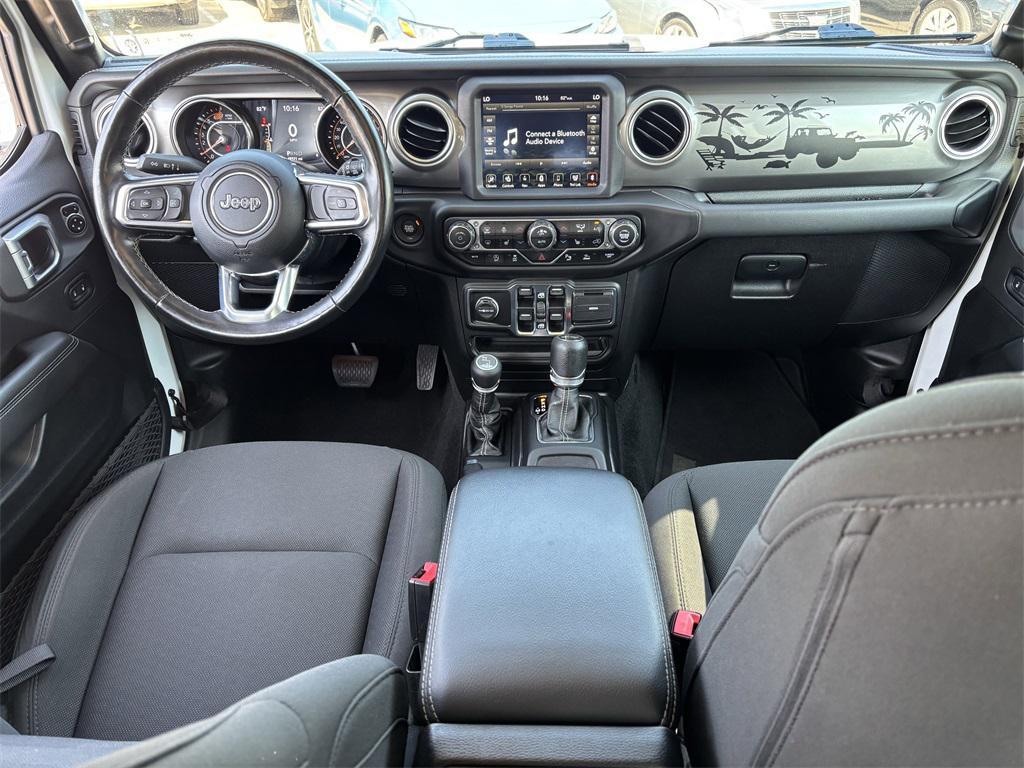 used 2021 Jeep Wrangler Unlimited car, priced at $33,652