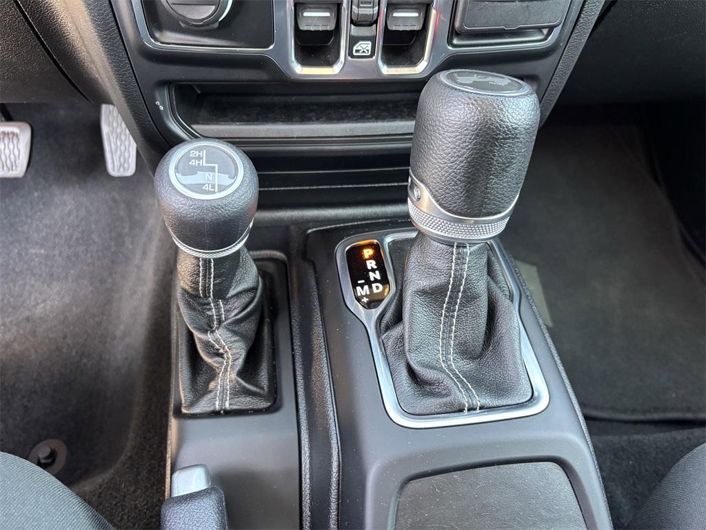 used 2021 Jeep Wrangler Unlimited car, priced at $33,652
