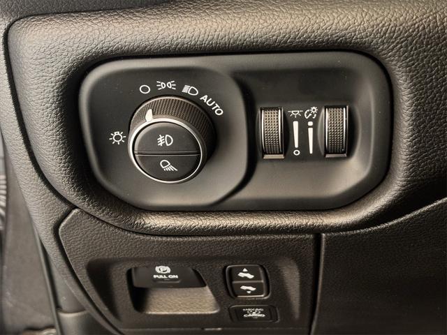 new 2025 Ram 1500 car