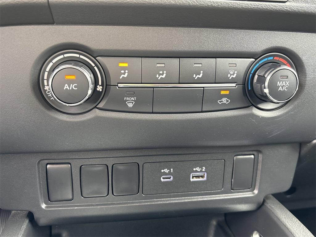 used 2024 Nissan Frontier car, priced at $30,992