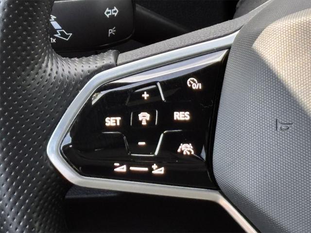 used 2023 Volkswagen Tiguan car, priced at $26,160
