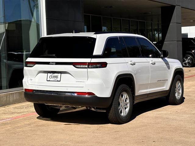 new 2025 Jeep Grand Cherokee car, priced at $37,625