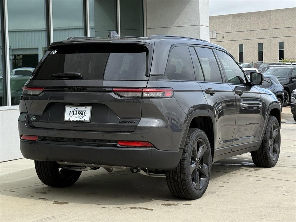 new 2025 Jeep Grand Cherokee car, priced at $47,485