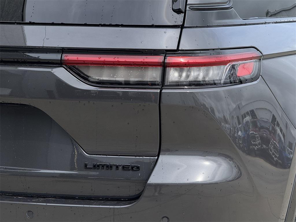 new 2025 Jeep Grand Cherokee car, priced at $47,485