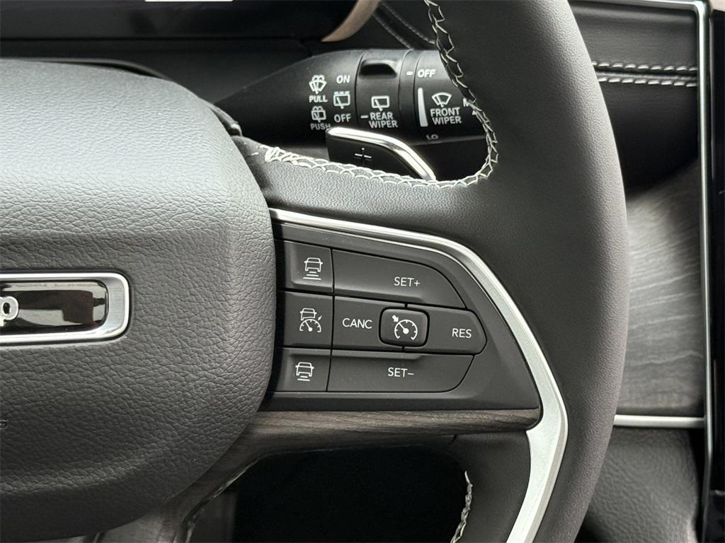 new 2025 Jeep Grand Cherokee car, priced at $47,485