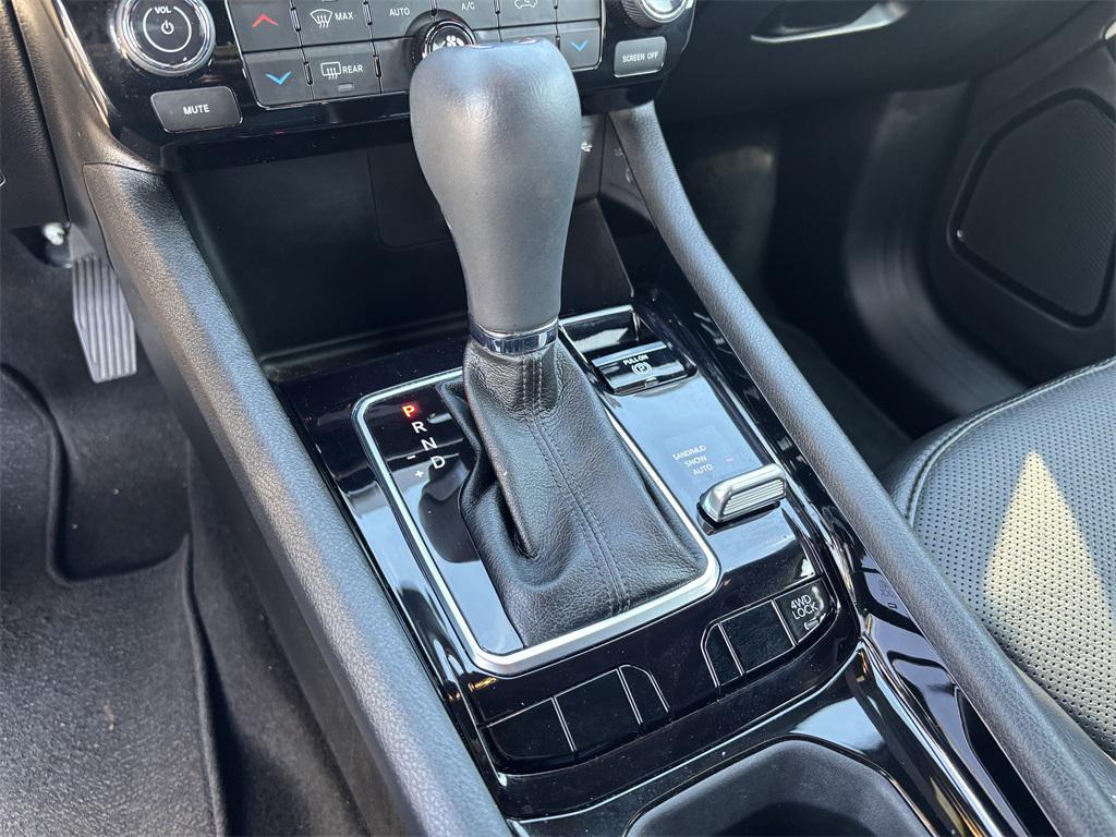 used 2023 Jeep Compass car, priced at $25,473