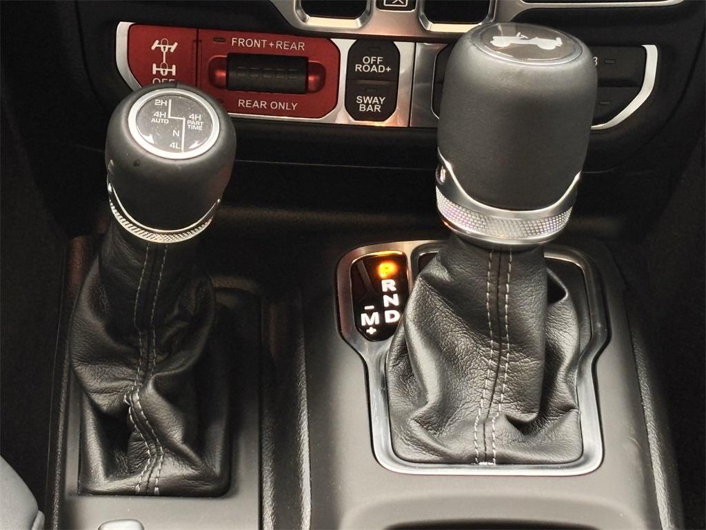 new 2025 Jeep Wrangler car, priced at $60,645