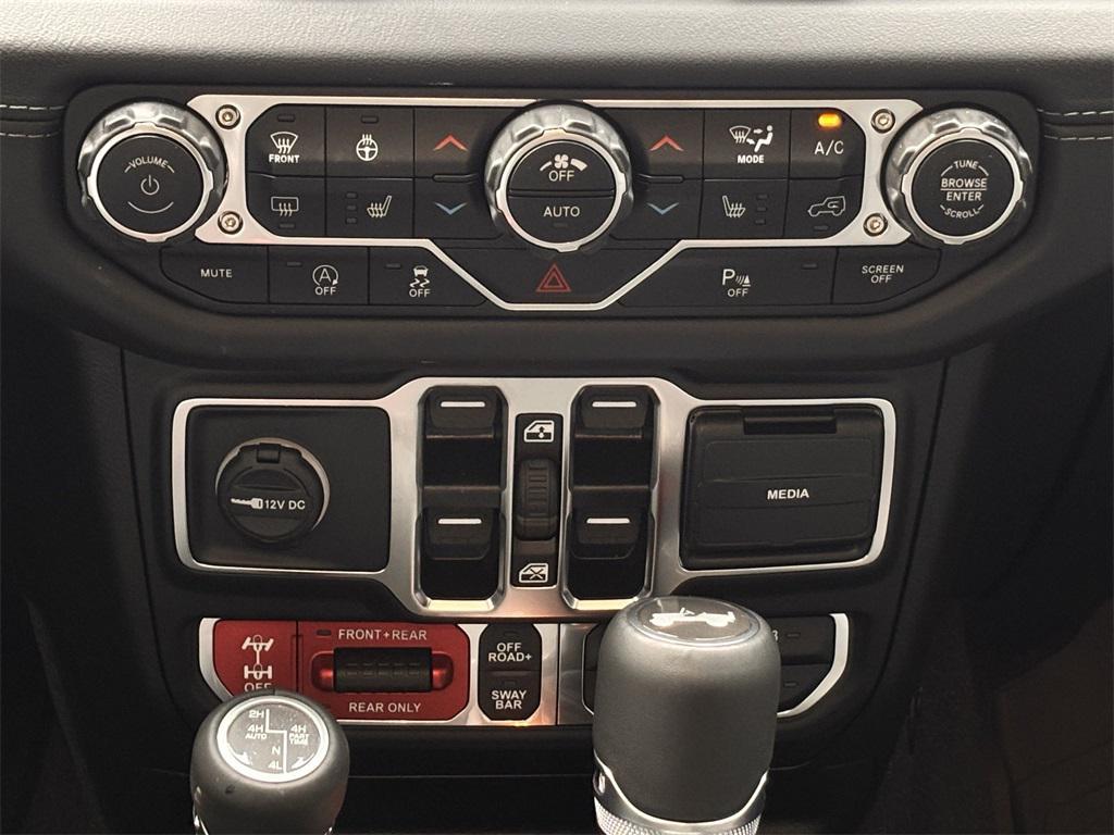 new 2025 Jeep Wrangler car, priced at $60,645