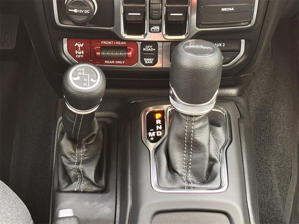 new 2025 Jeep Gladiator car, priced at $50,975