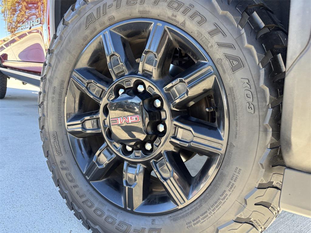 used 2024 GMC Sierra 2500 car, priced at $72,518