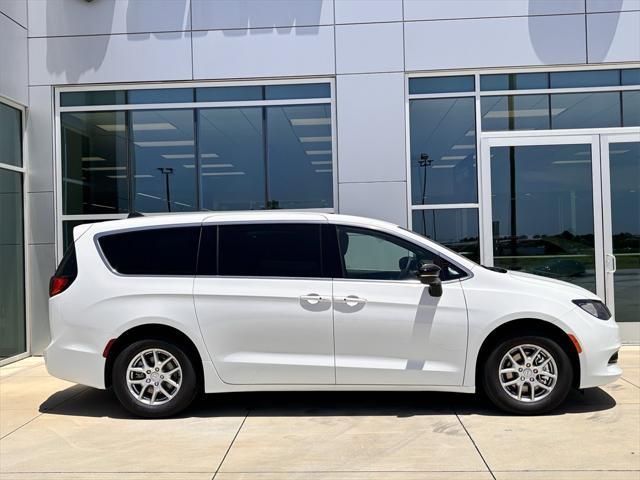 new 2025 Chrysler Voyager car, priced at $40,113