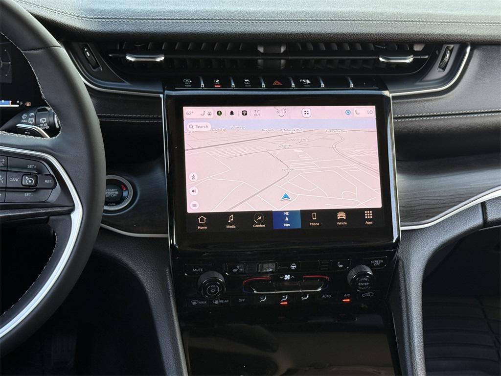 used 2023 Jeep Grand Cherokee car, priced at $32,991