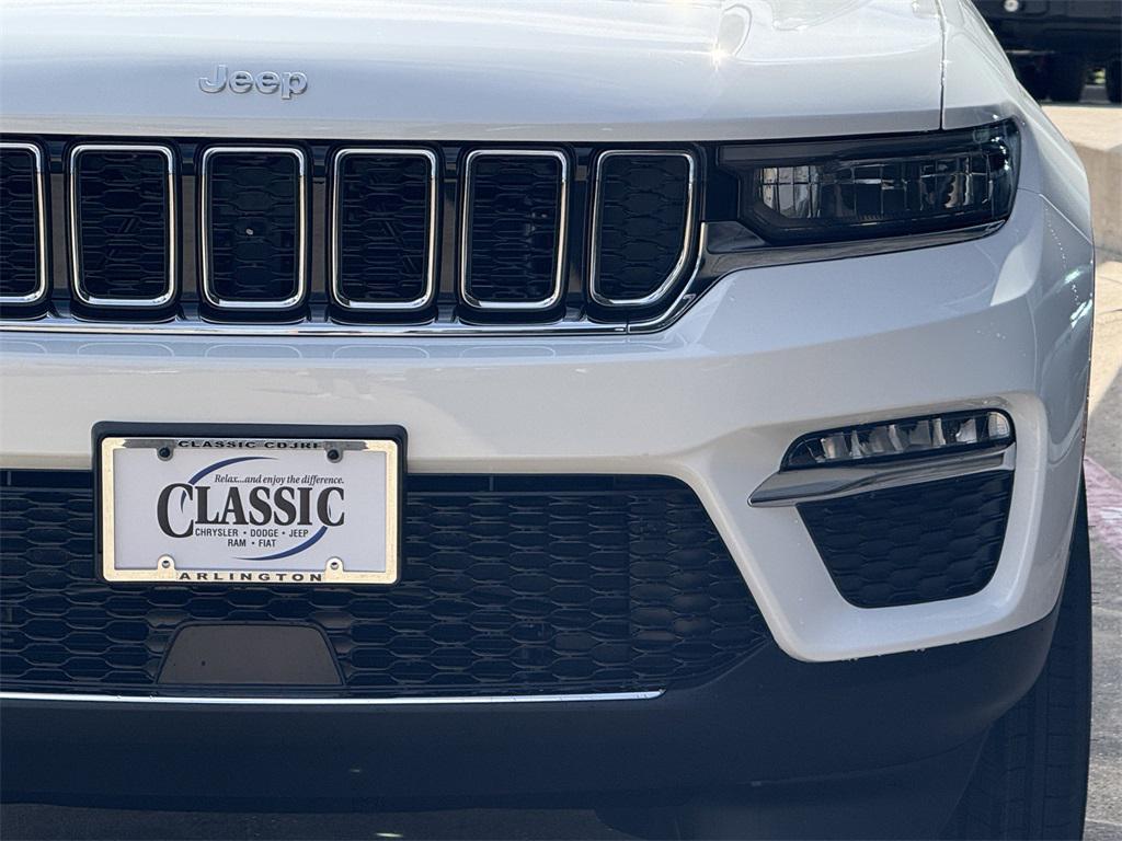 new 2025 Jeep Grand Cherokee car, priced at $41,650