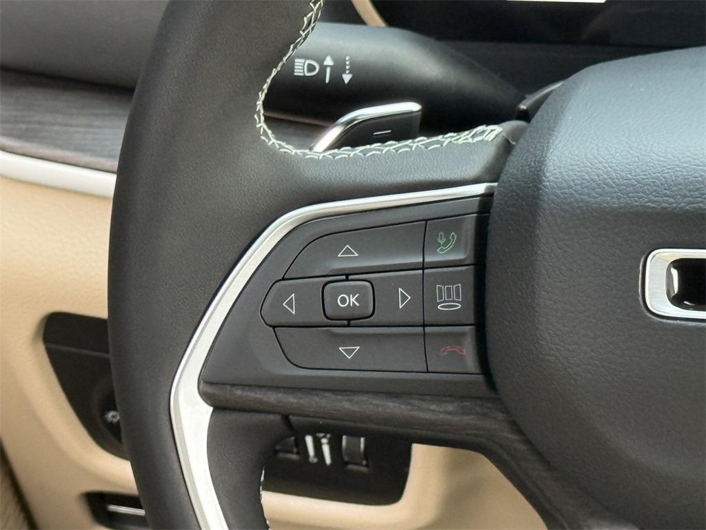 new 2025 Jeep Grand Cherokee car, priced at $41,650