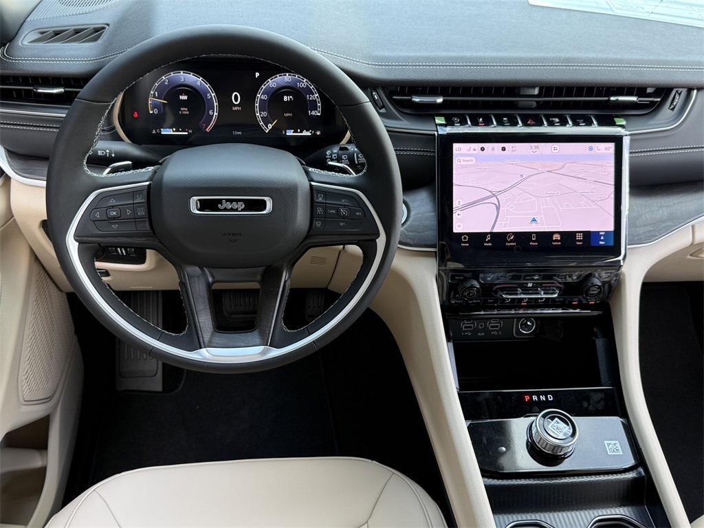 new 2025 Jeep Grand Cherokee car, priced at $41,650