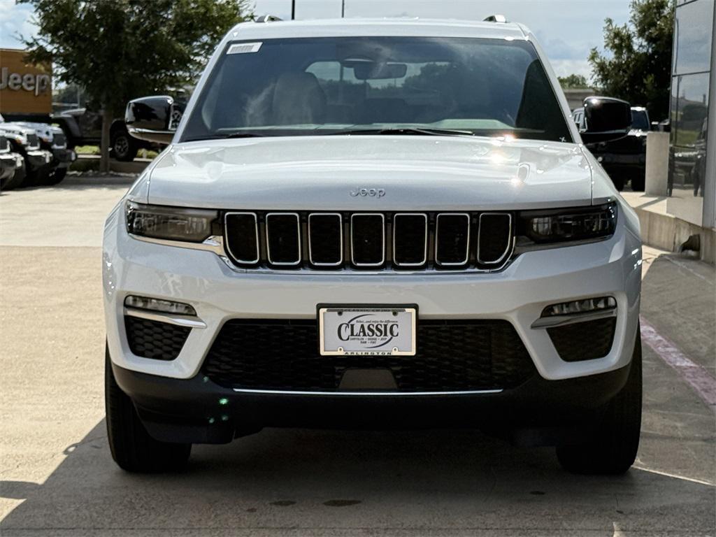 new 2025 Jeep Grand Cherokee car, priced at $41,650
