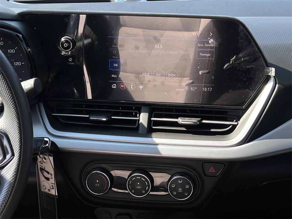 used 2024 Chevrolet Trax car, priced at $22,267