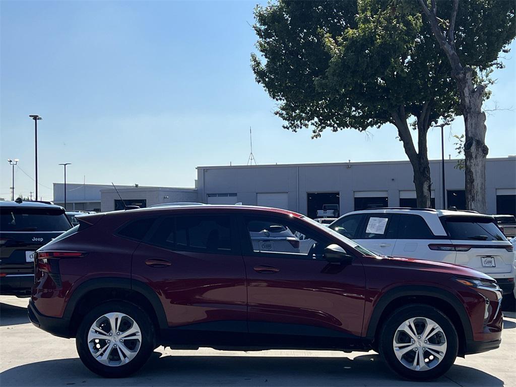 used 2024 Chevrolet Trax car, priced at $22,267
