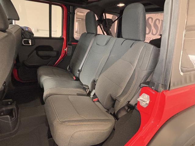 new 2025 Jeep Wrangler car, priced at $45,199