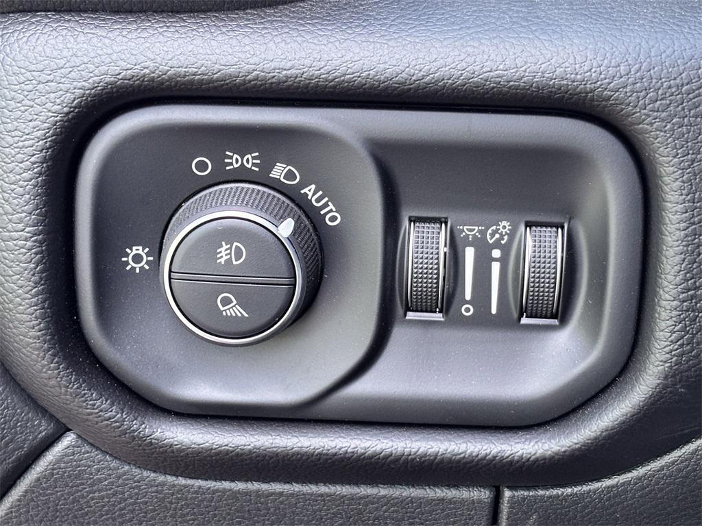 new 2025 Ram 2500 car, priced at $85,720