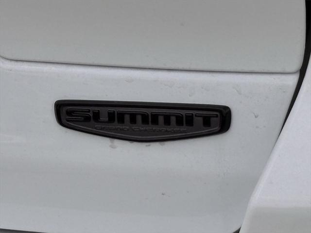 new 2025 Jeep Grand Cherokee car, priced at $58,455
