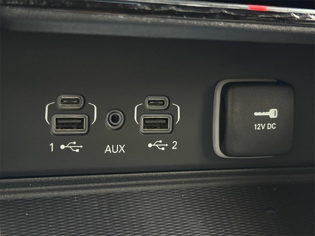 new 2025 Jeep Grand Cherokee L car, priced at $45,225