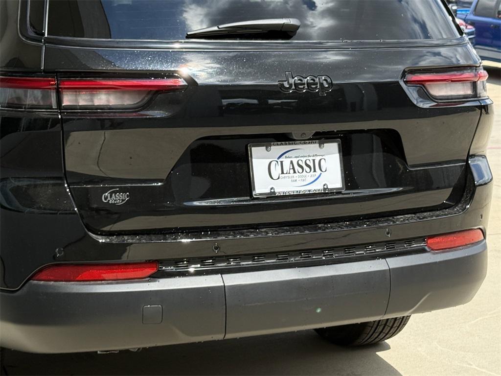 new 2025 Jeep Grand Cherokee L car, priced at $45,225