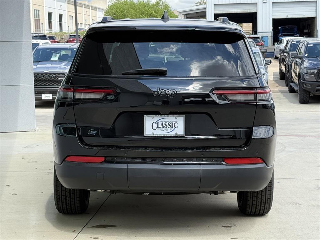 new 2025 Jeep Grand Cherokee L car, priced at $45,225