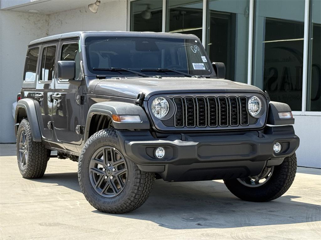 new 2025 Jeep Wrangler car, priced at $45,840