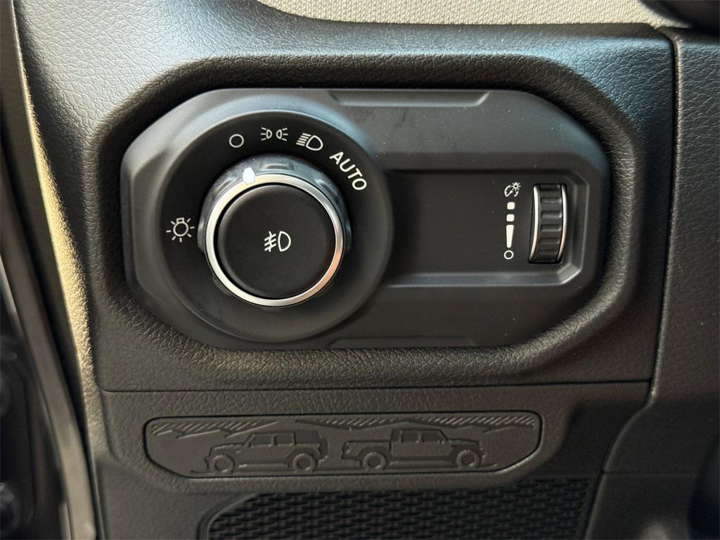 new 2025 Jeep Wrangler car, priced at $45,840