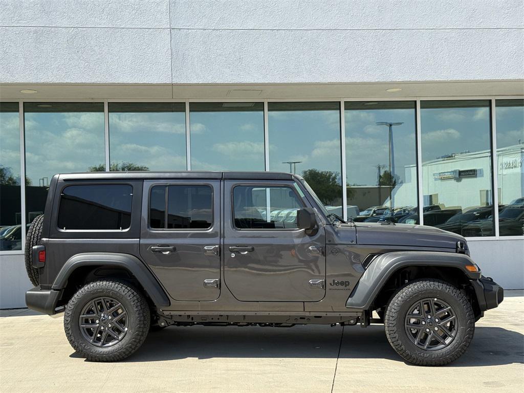 new 2025 Jeep Wrangler car, priced at $45,840