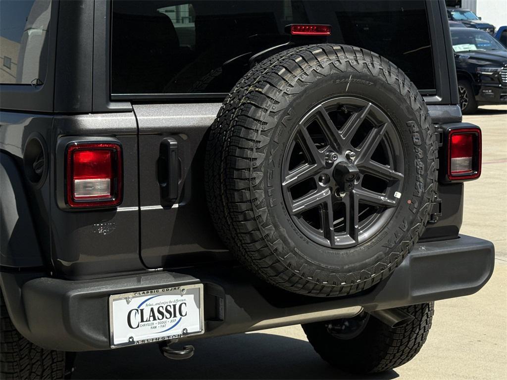 new 2025 Jeep Wrangler car, priced at $45,840