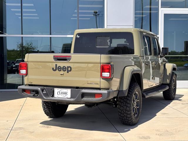 new 2025 Jeep Gladiator car, priced at $45,234