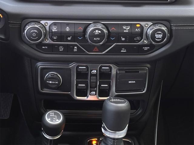 new 2025 Jeep Gladiator car, priced at $45,234