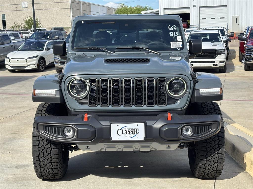 new 2025 Jeep Gladiator car, priced at $52,600