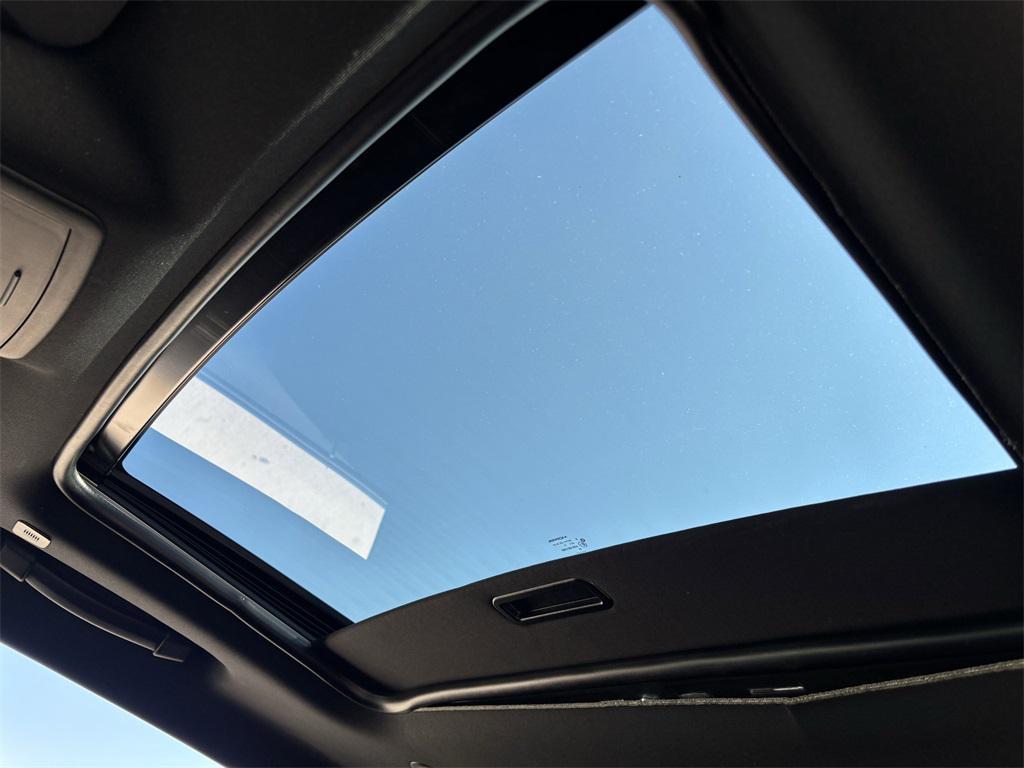 used 2022 Dodge Challenger car, priced at $25,731