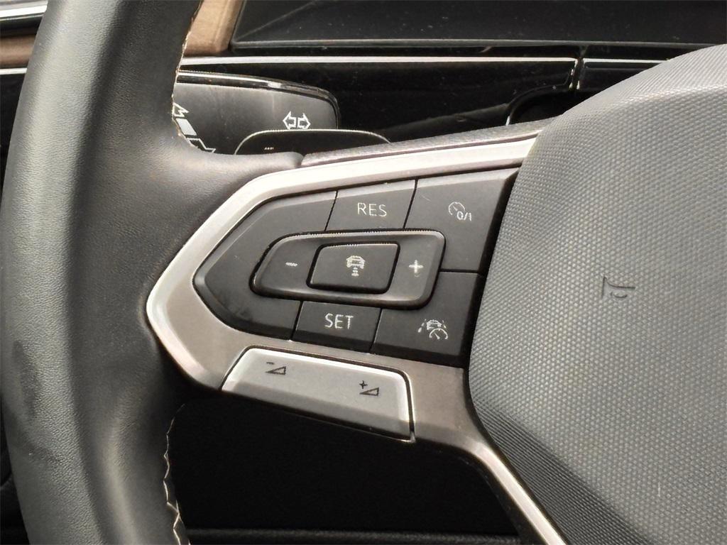 used 2024 Volkswagen Atlas car, priced at $28,893