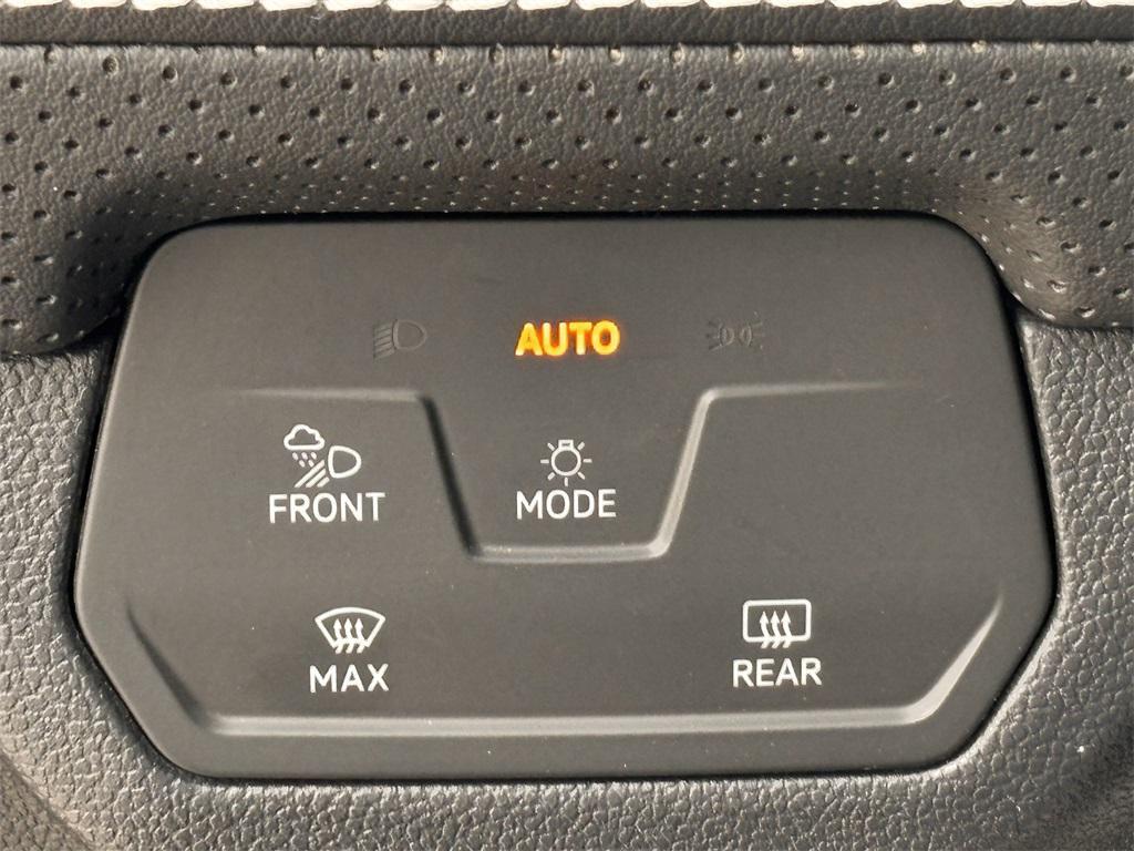 used 2024 Volkswagen Atlas car, priced at $28,893