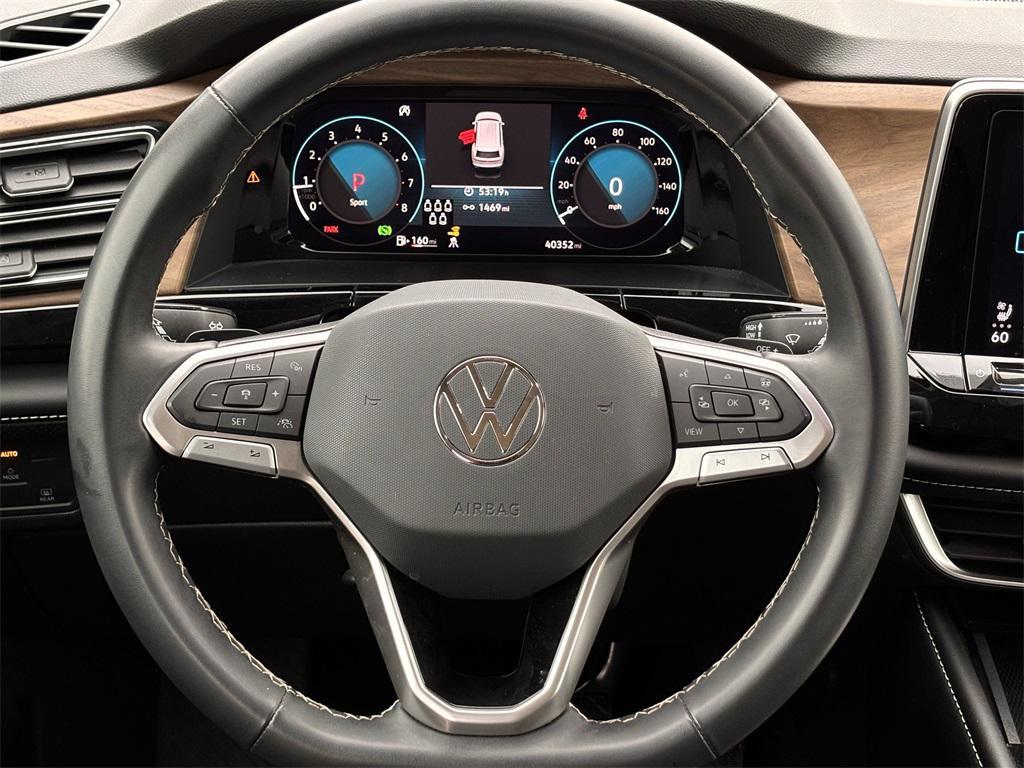 used 2024 Volkswagen Atlas car, priced at $28,893